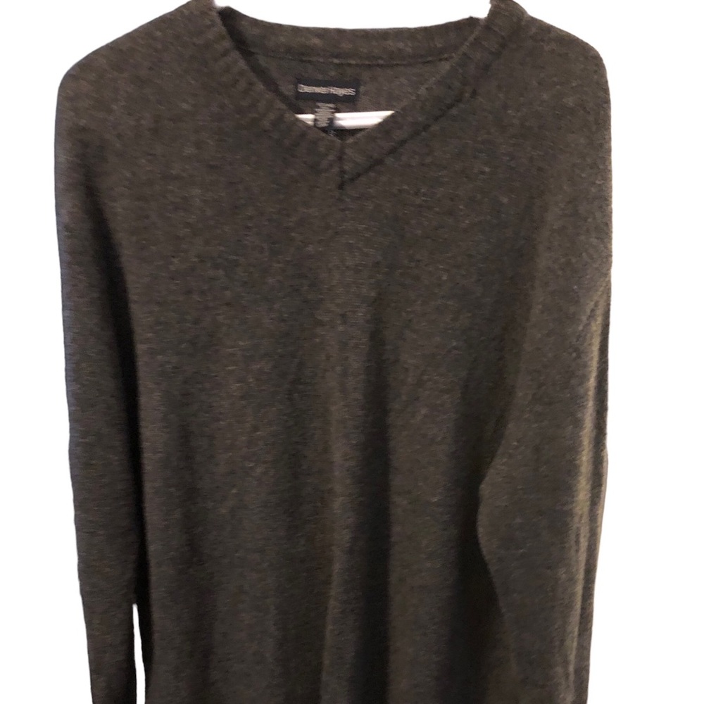Denver Hayes 100% Lambs Wool V neck Sweater Men’s Small